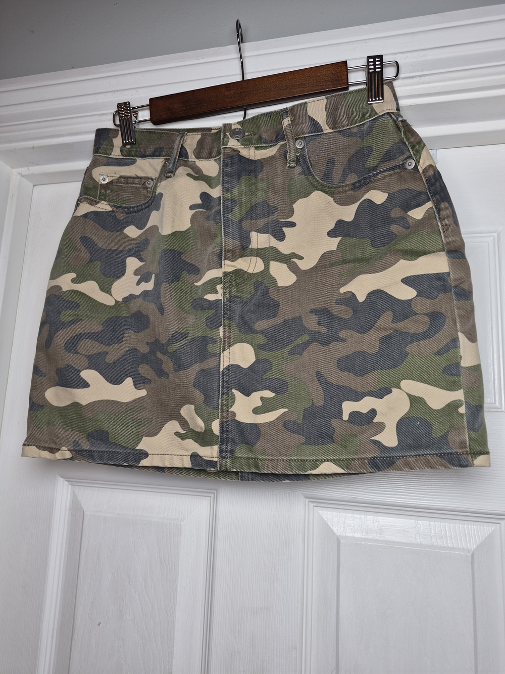 GAP Camo Print Mini Skirt Size 27